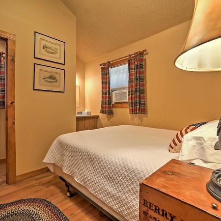 Branson Cabin With Deck Near Table Rock Lake! Екстер'єр фото